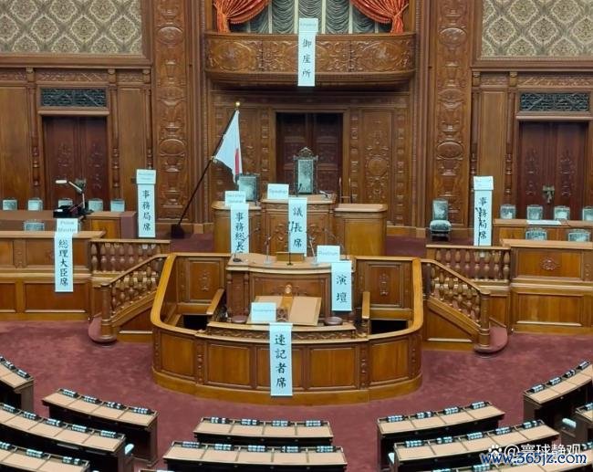 日本首相的反常操作藏着何种算计